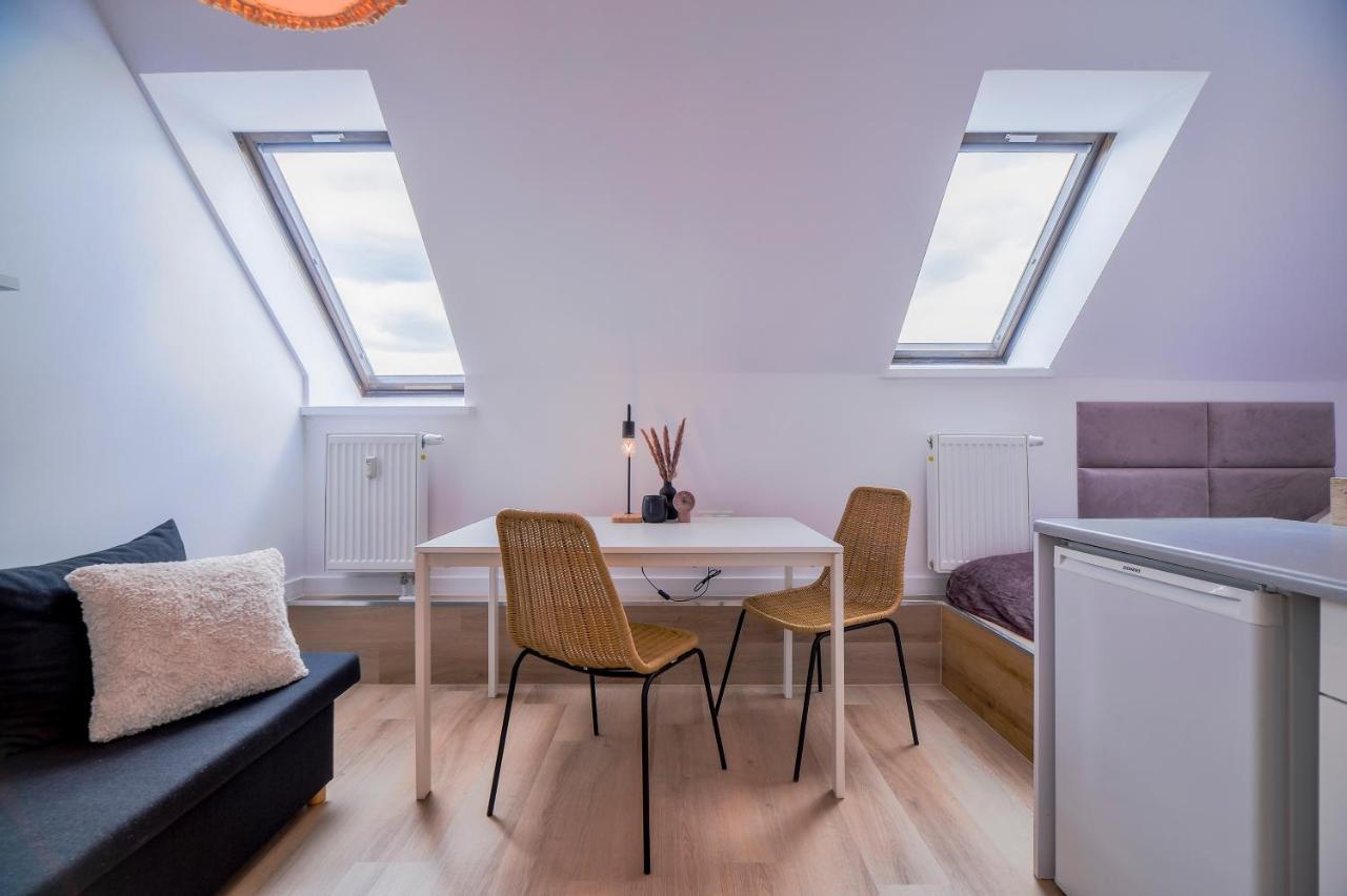 Lägenhet Citystay Brzezno 3 Min Do Plazy